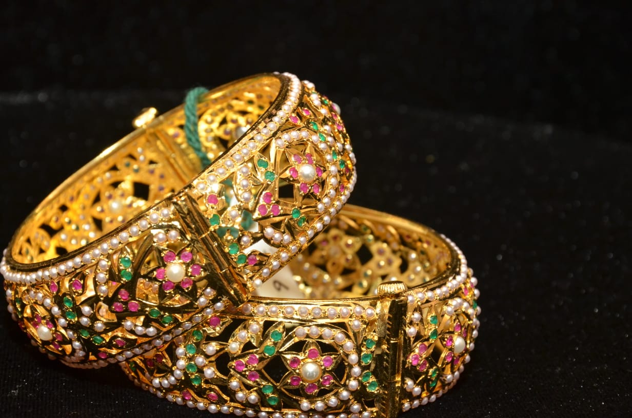 High Finishing Punjabi Jadau Bangles - Jadau Jewellers