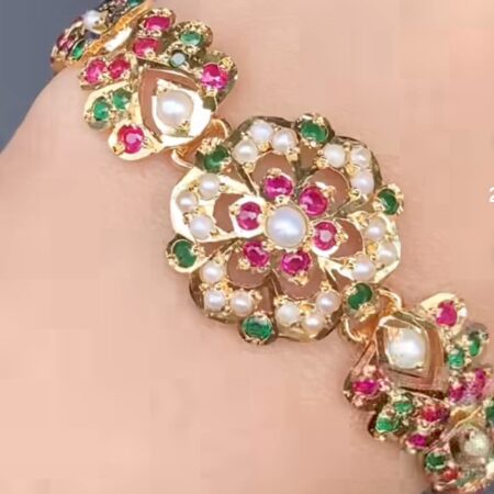 Designer Jadau Breslet With Ruby & Green Stones